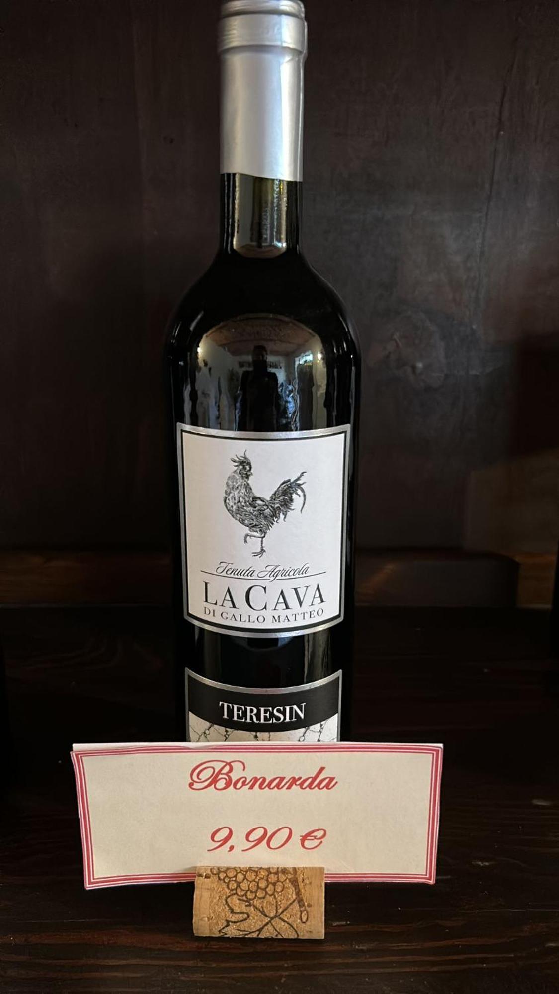 Tenuta Agricola La Cava- Cantina E Agriturismo San Damiano dʼAsti المظهر الخارجي الصورة