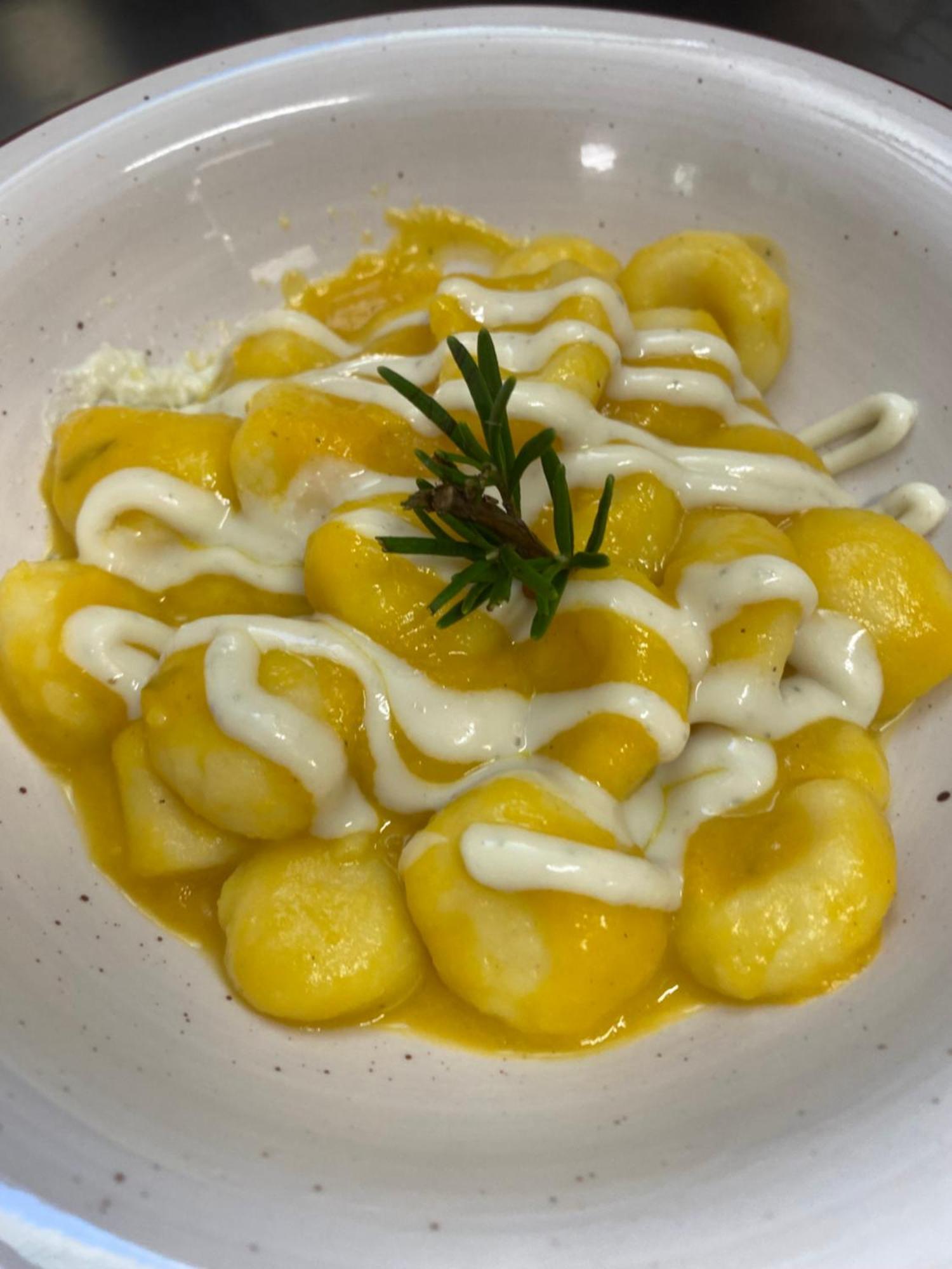 Tenuta Agricola La Cava- Cantina E Agriturismo San Damiano dʼAsti المظهر الخارجي الصورة